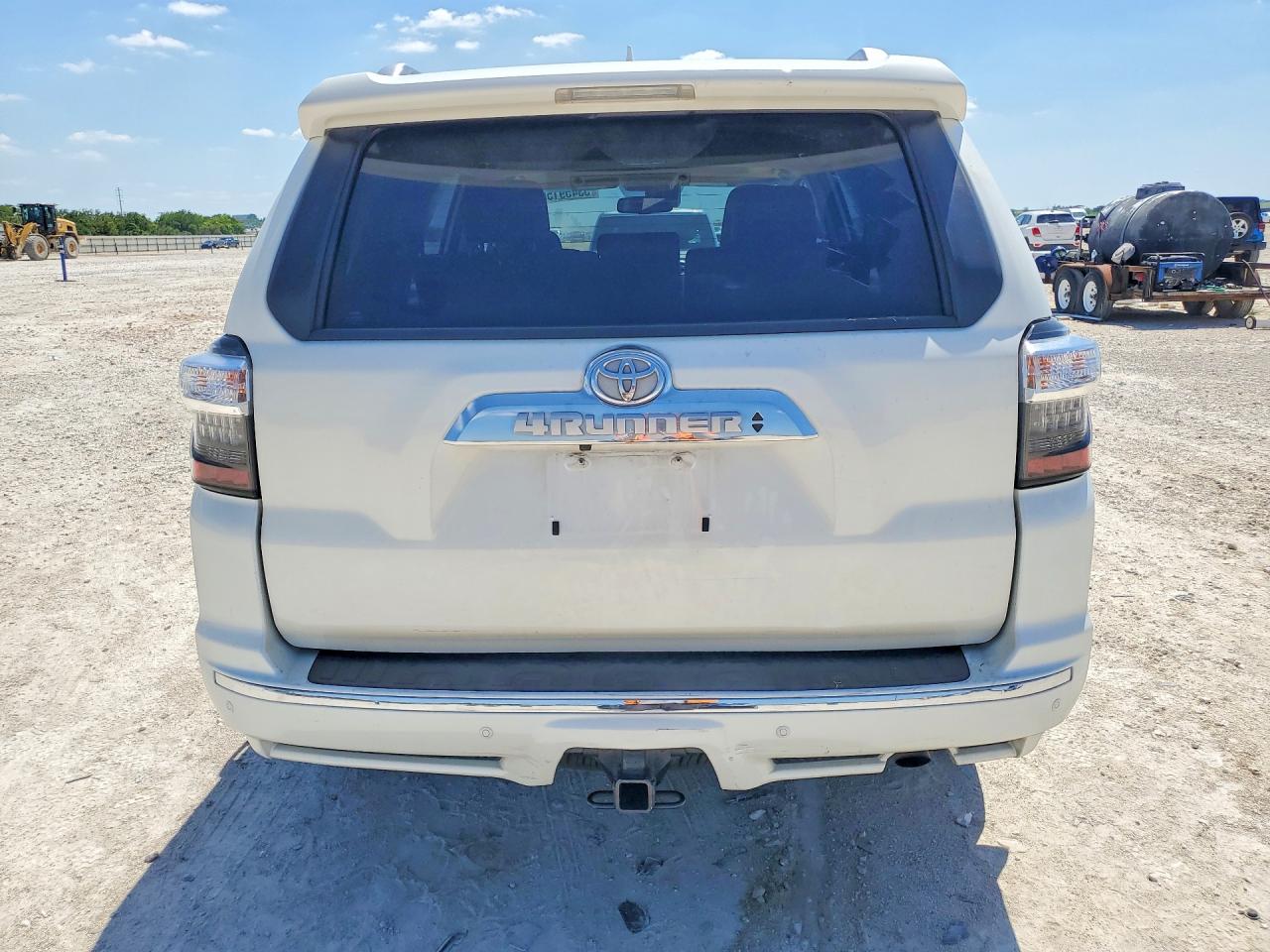Toyota 4Runner Limited