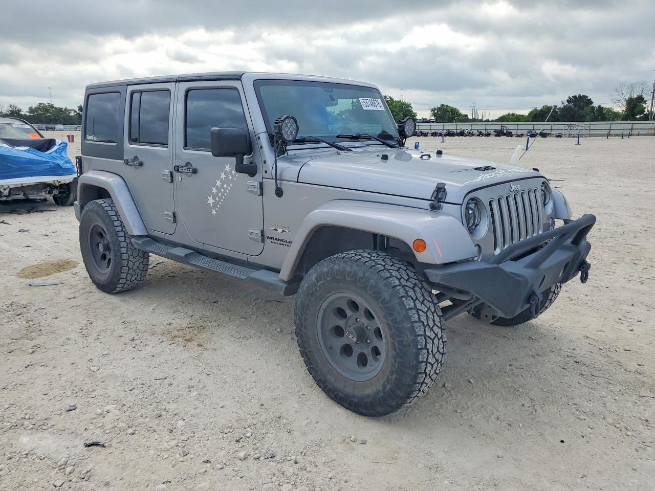 Jeep Wrangler Sahara