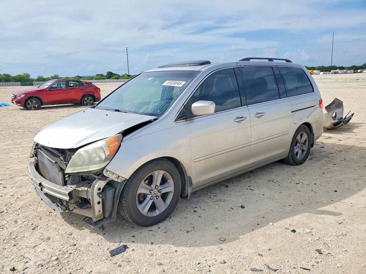 Salvage Honda Odyssey Image