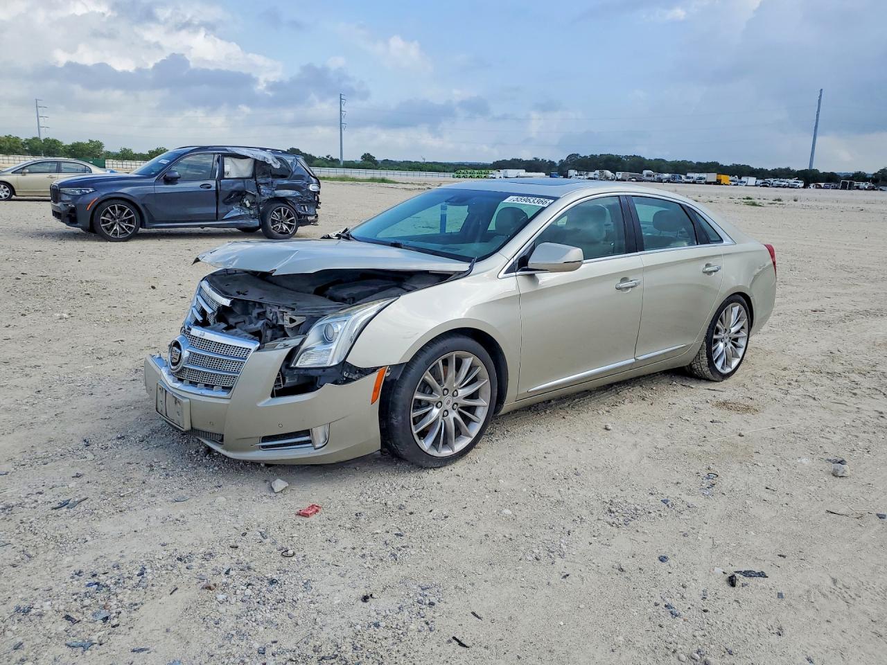 Salvage Cadillac XTS Image