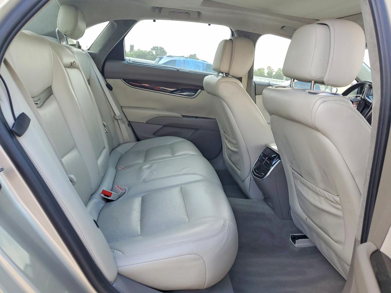 Cadillac XTS Platinum