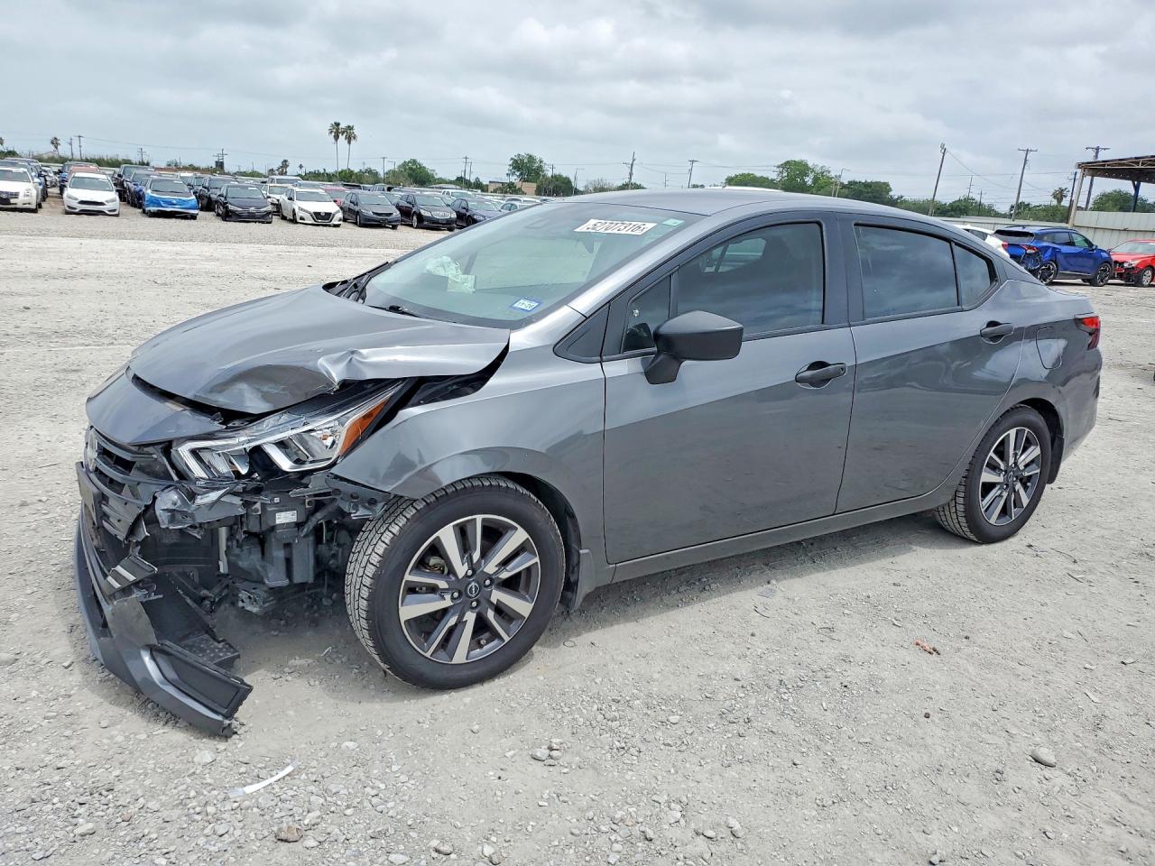 Salvage Nissan Versa Image