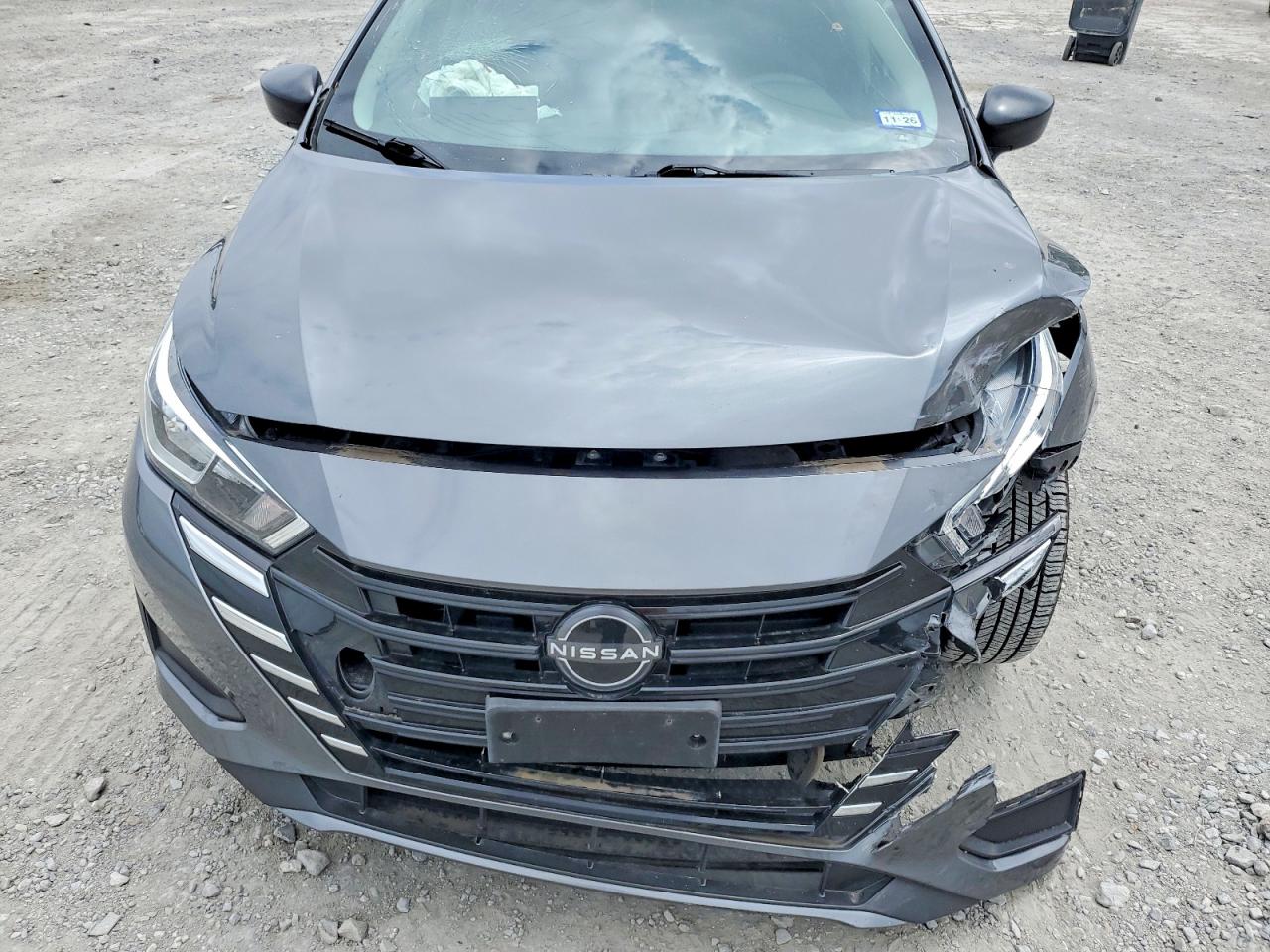 Nissan Versa S
