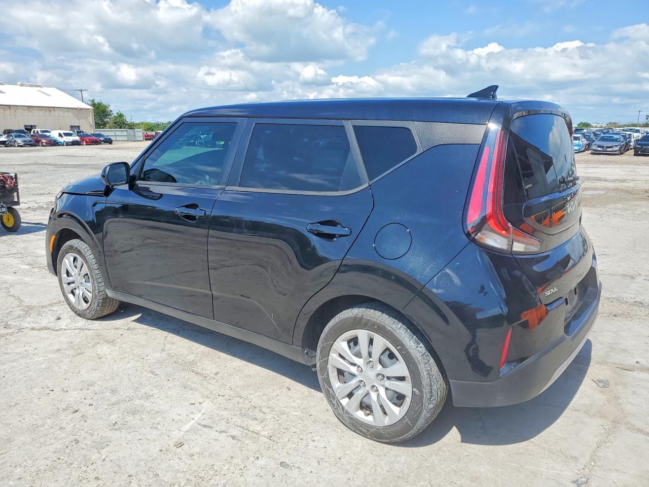 Kia Soul Lx