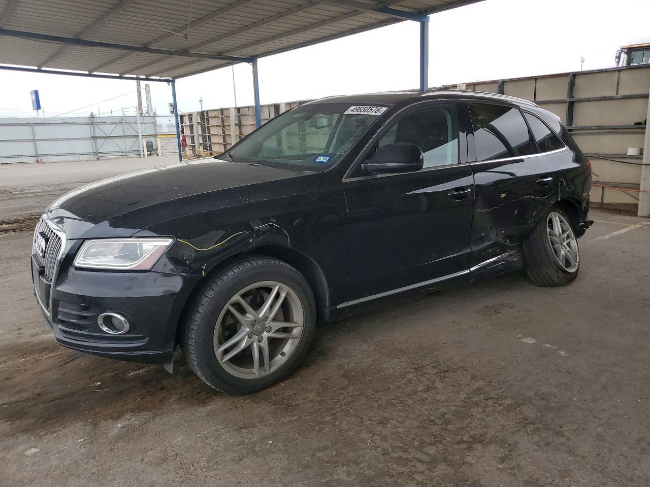 Salvage Audi Q5 Image