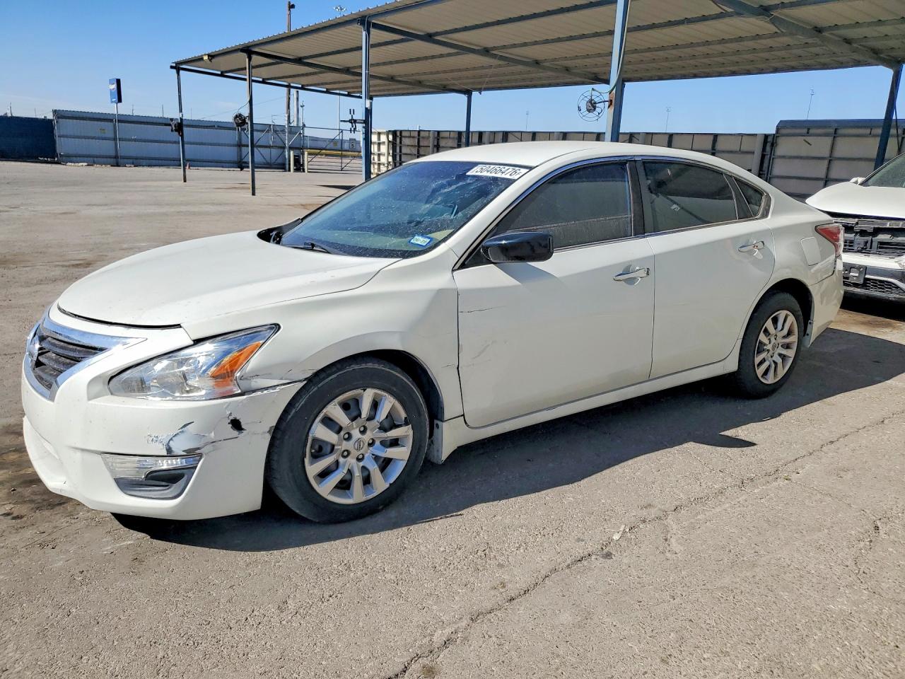 Salvage Nissan Altima Image