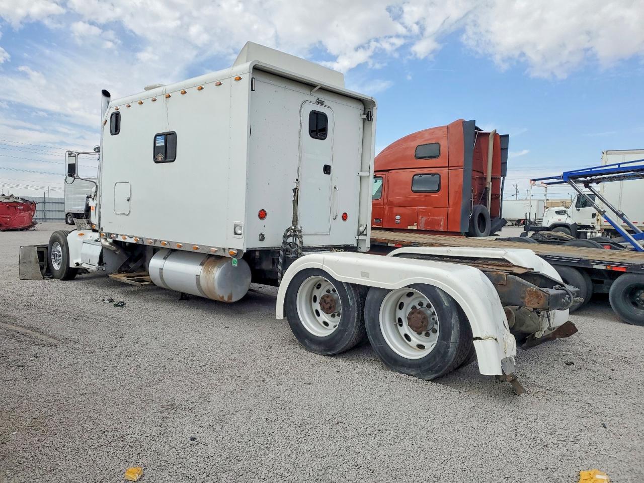 Peterbilt 386