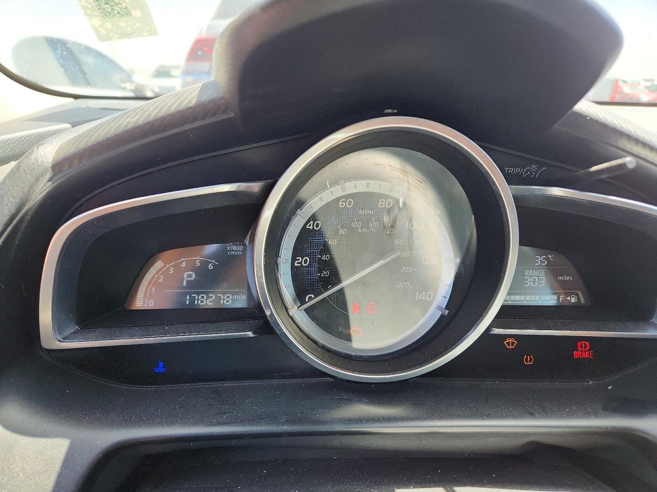 Toyota Yaris Base