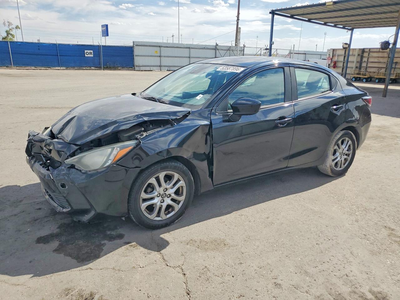 Salvage Toyota Yaris Image