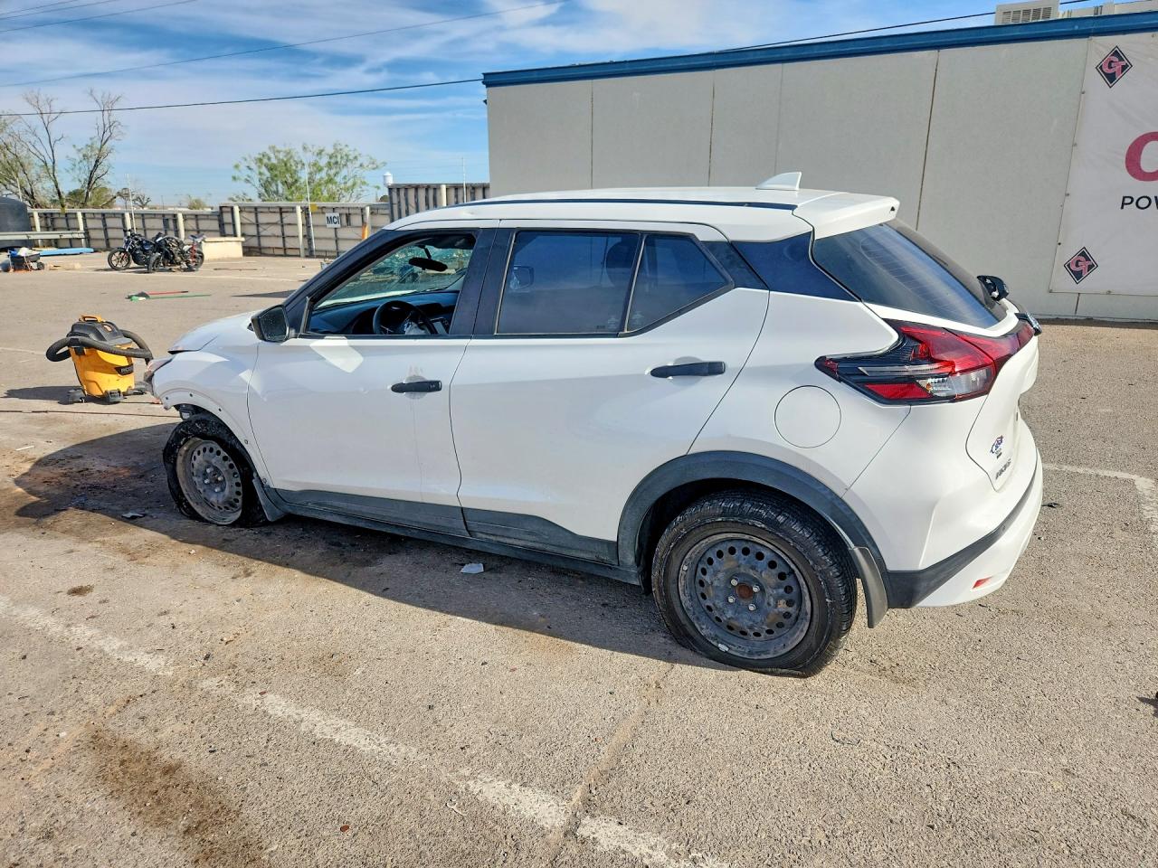 Nissan Kicks S