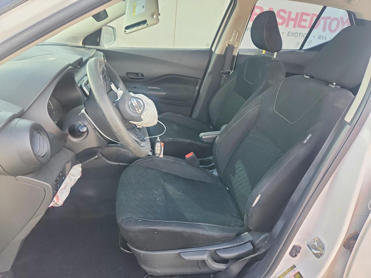 Nissan Kicks S