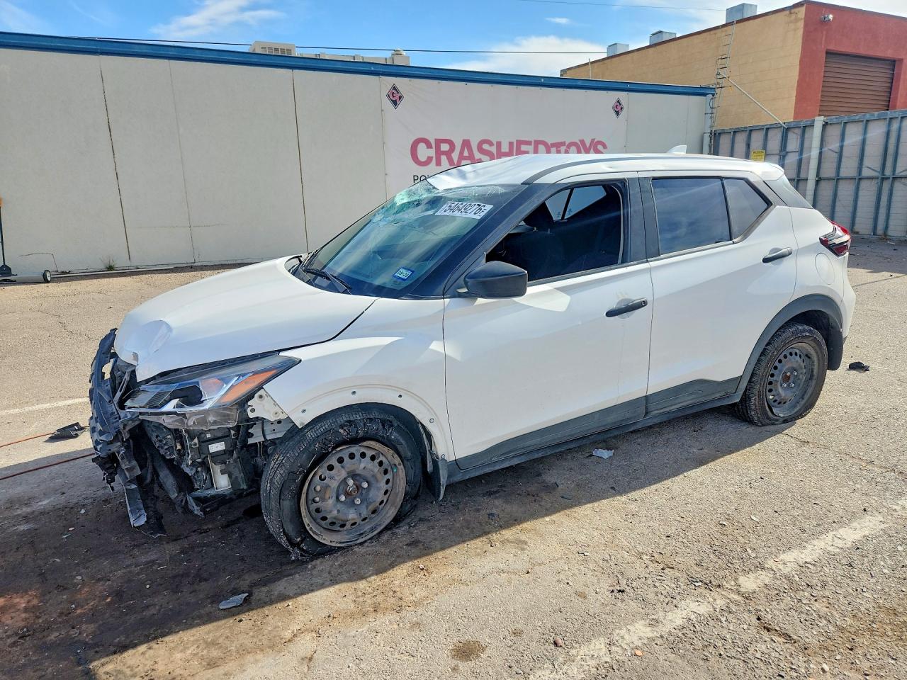 Salvage Nissan Kicks Image