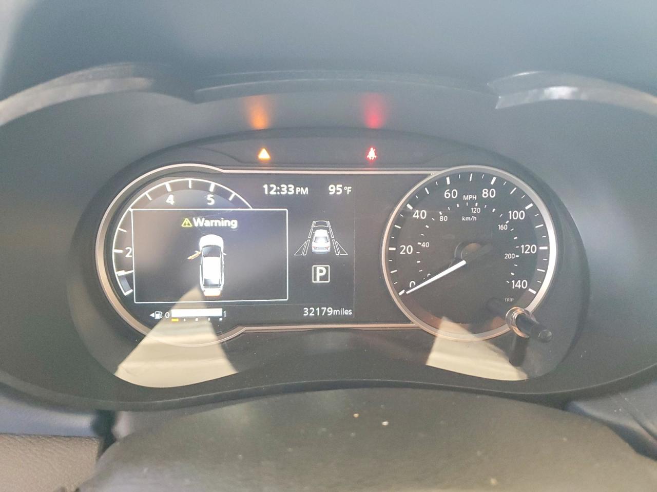 Nissan Versa Sv