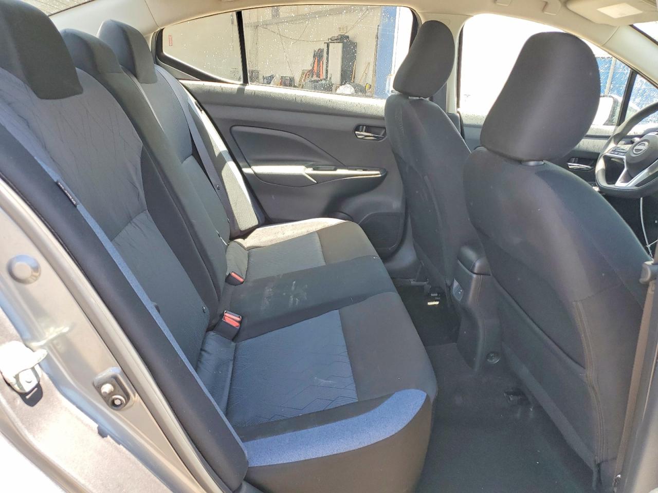 Nissan Versa Sv