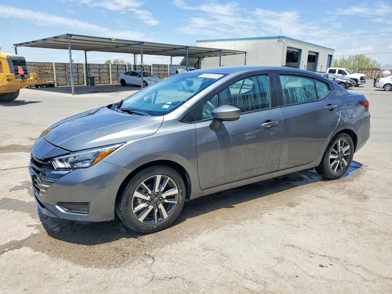 Salvage Nissan Versa Image