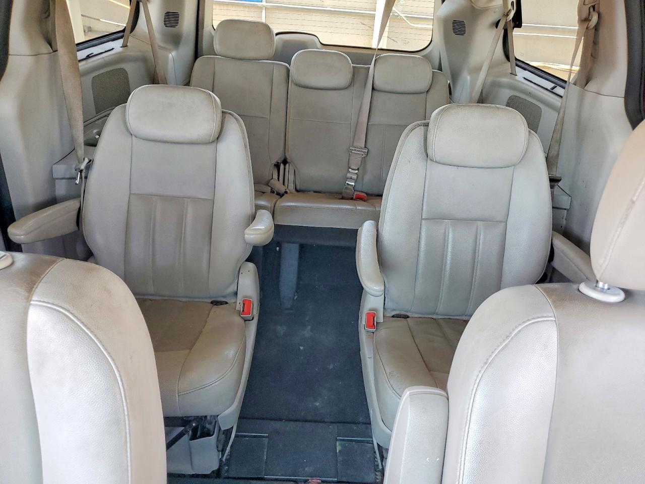 Dodge Caravan Sxt