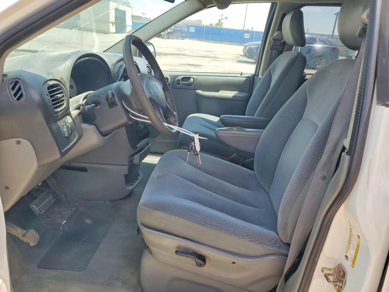 Dodge Caravan Se