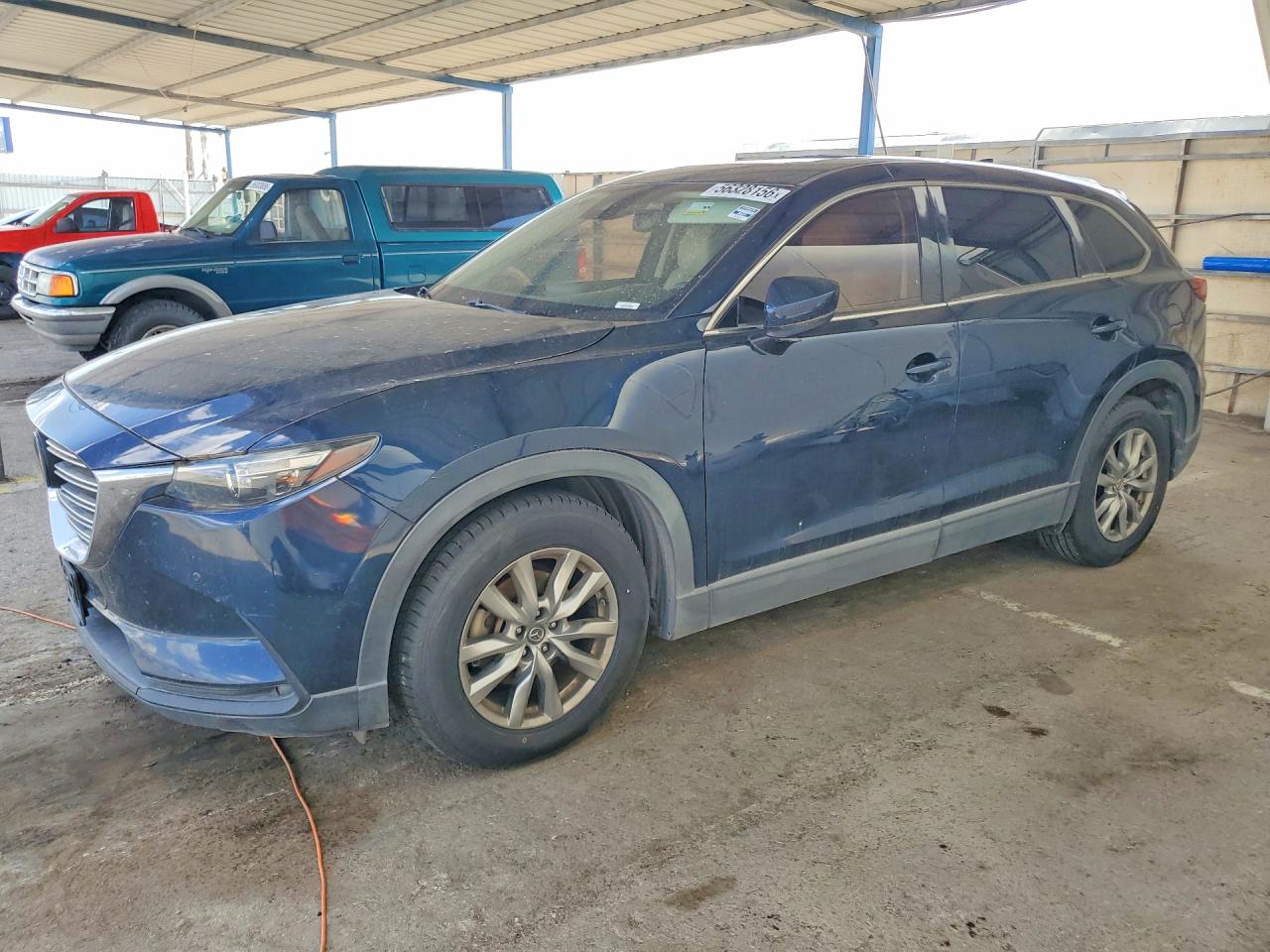 Salvage Mazda Cx Image