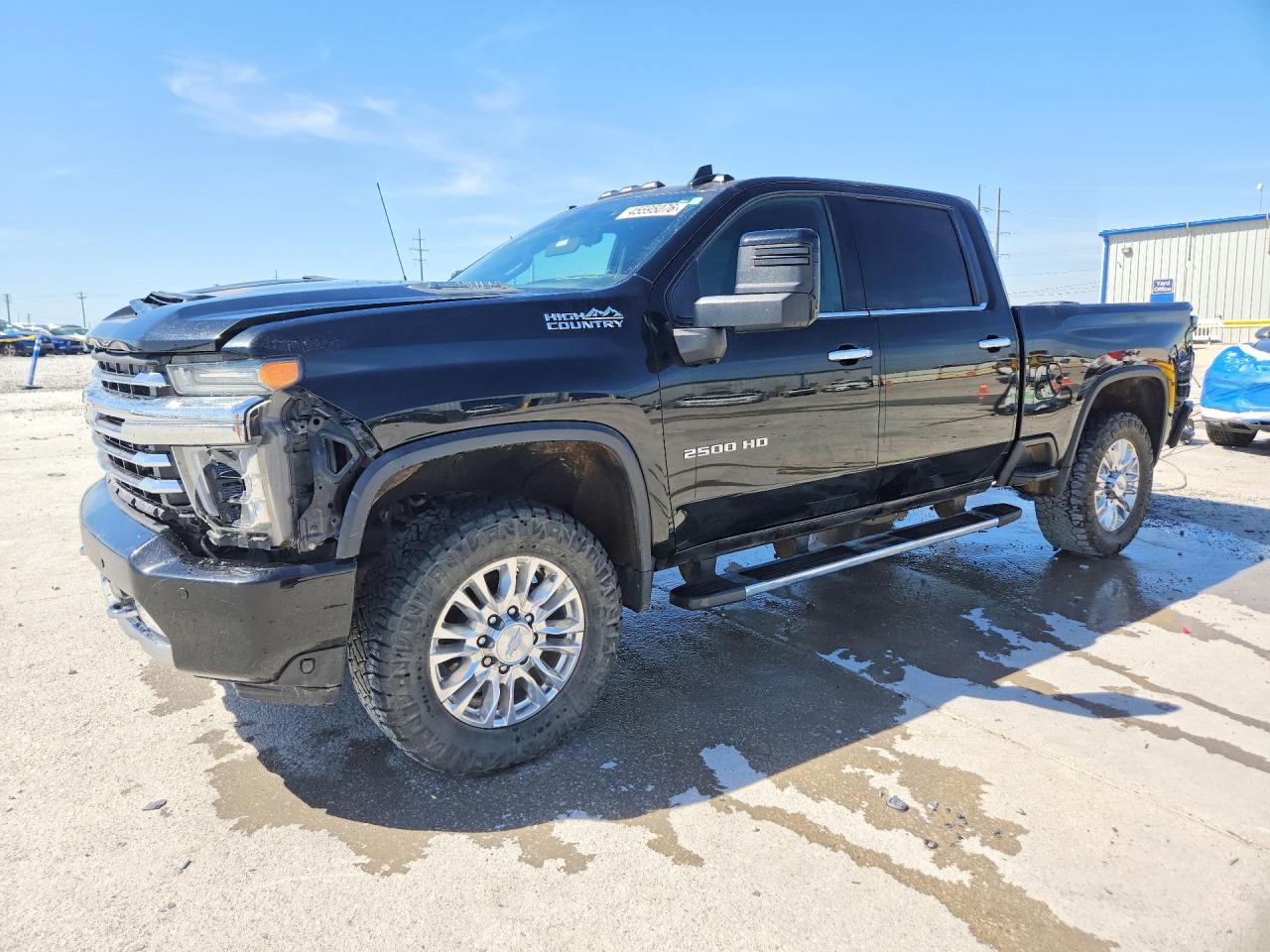 Salvage Chevrolet Silverado Image