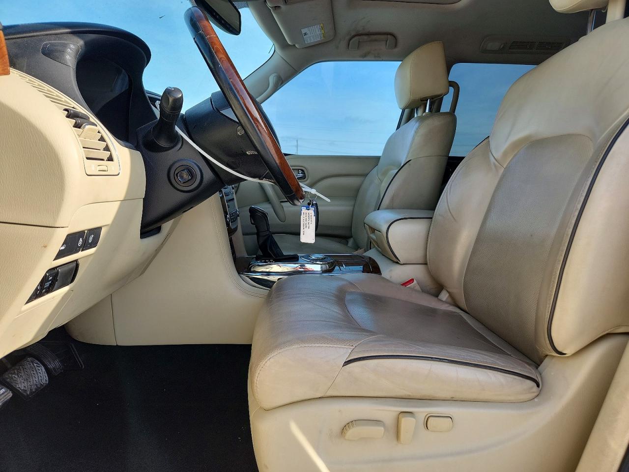 INFINITI Qx Base