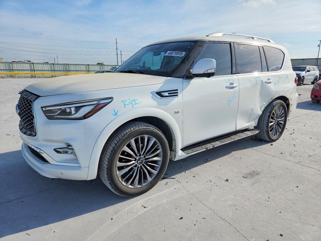 Salvage INFINITI Qx Image