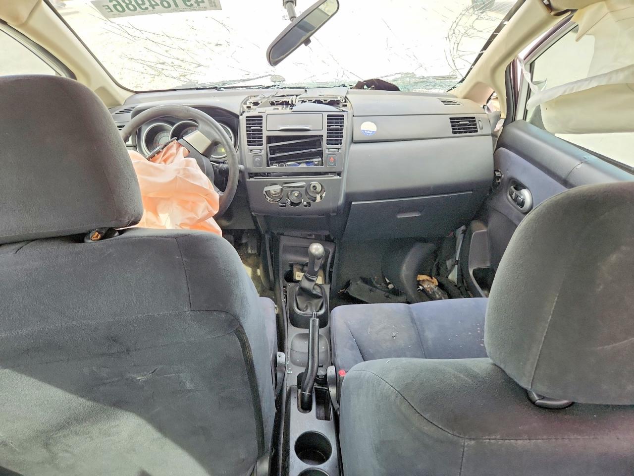 Nissan Versa 1.6 Base