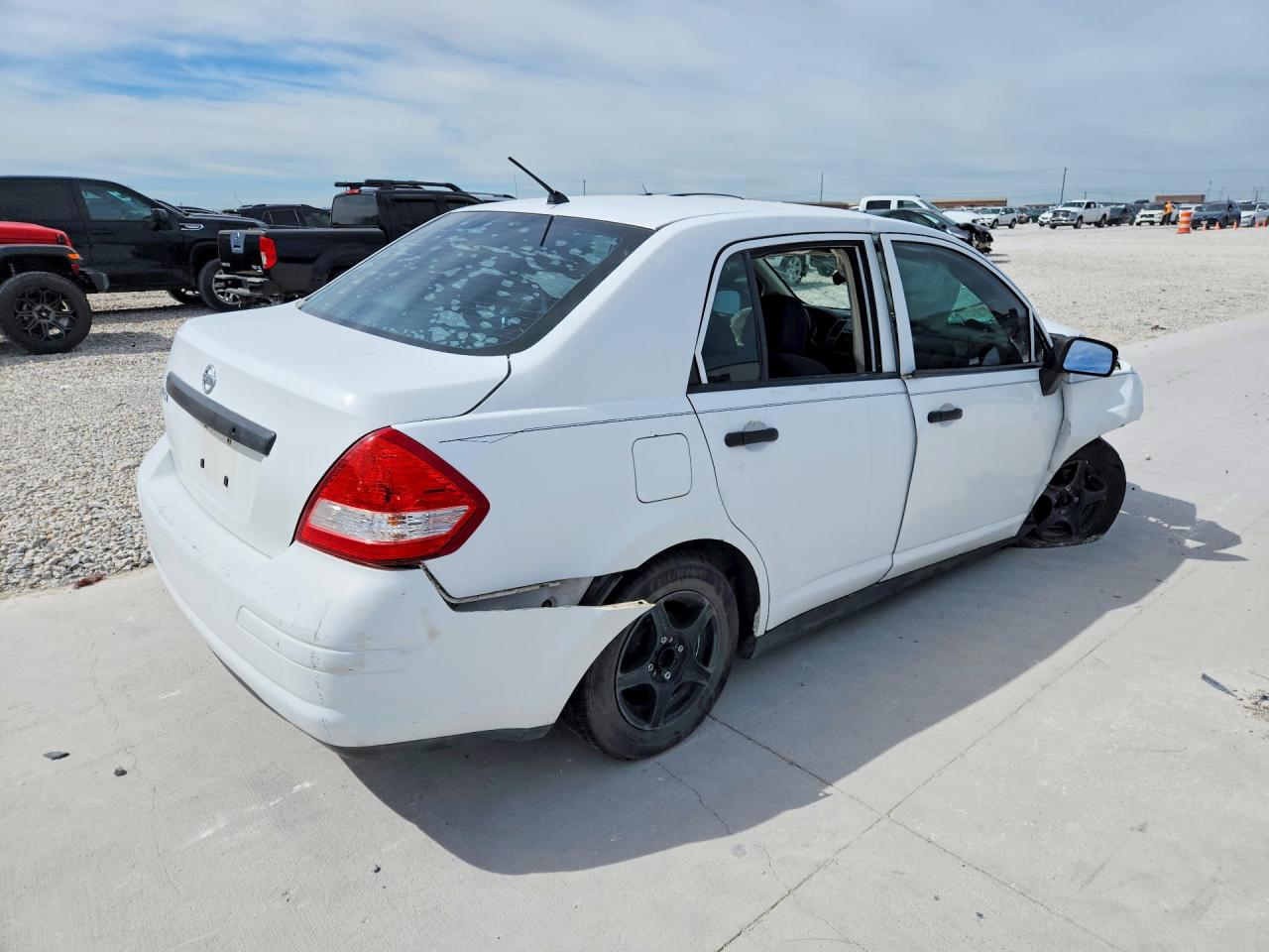Nissan Versa 1.6 Base