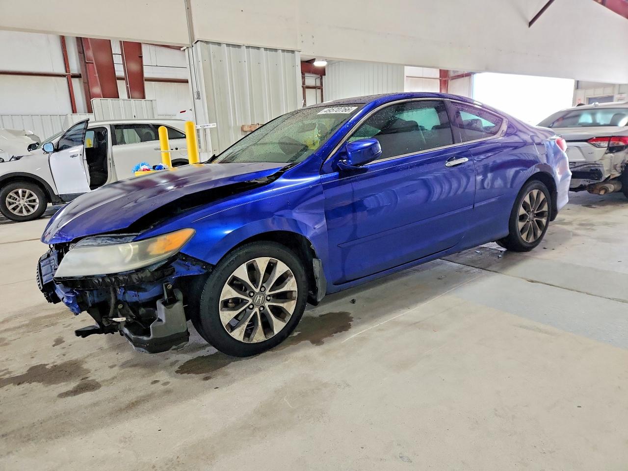 Salvage Honda Accord Image