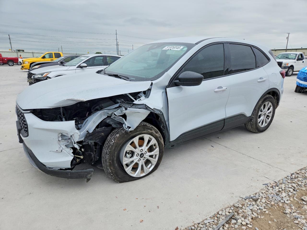 Salvage Ford Escape Image