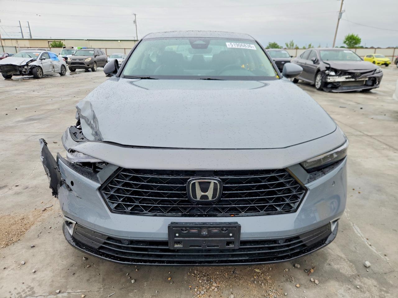 Honda Accord Touring Hybrid