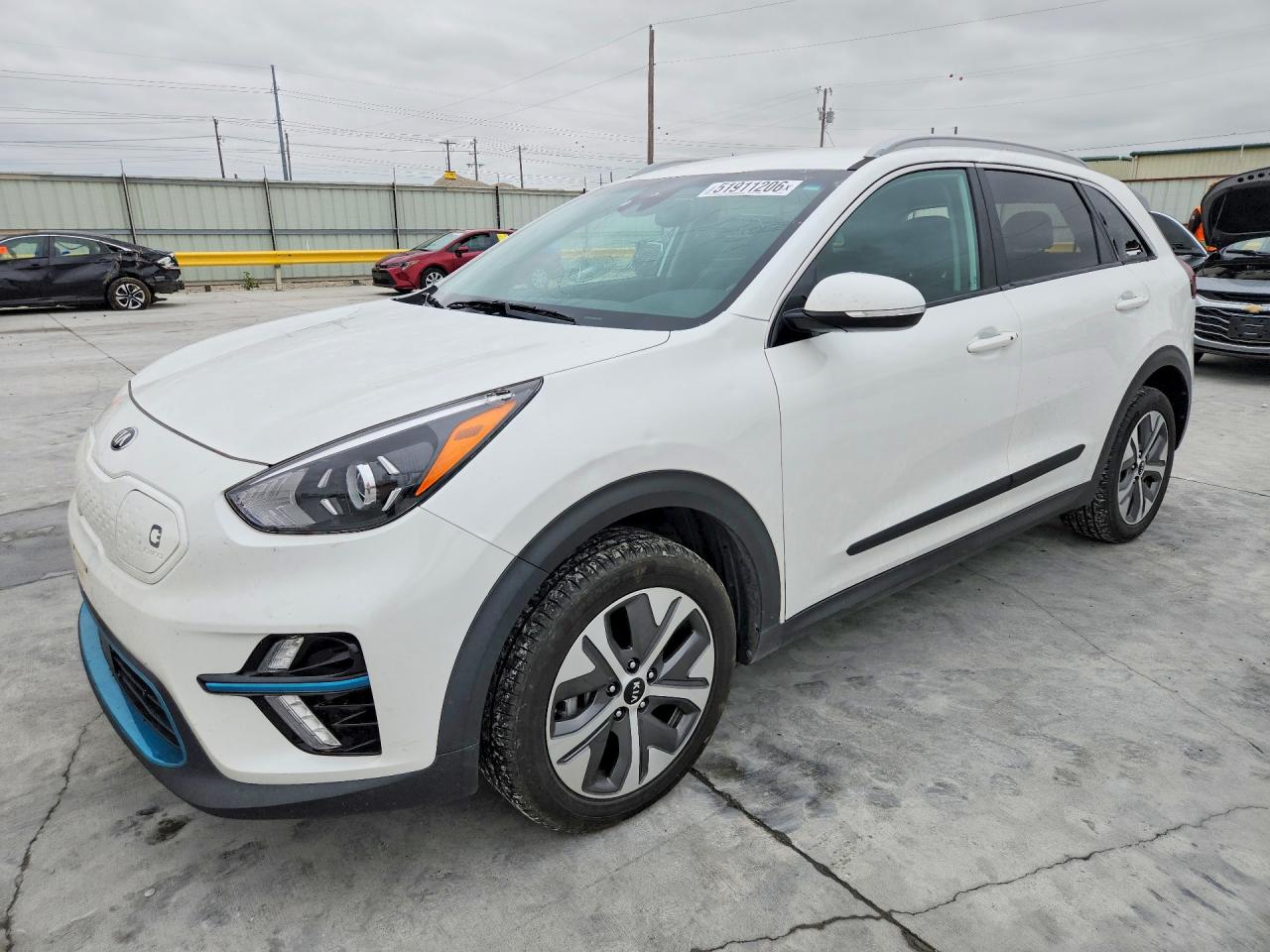 Salvage Kia Niro Image