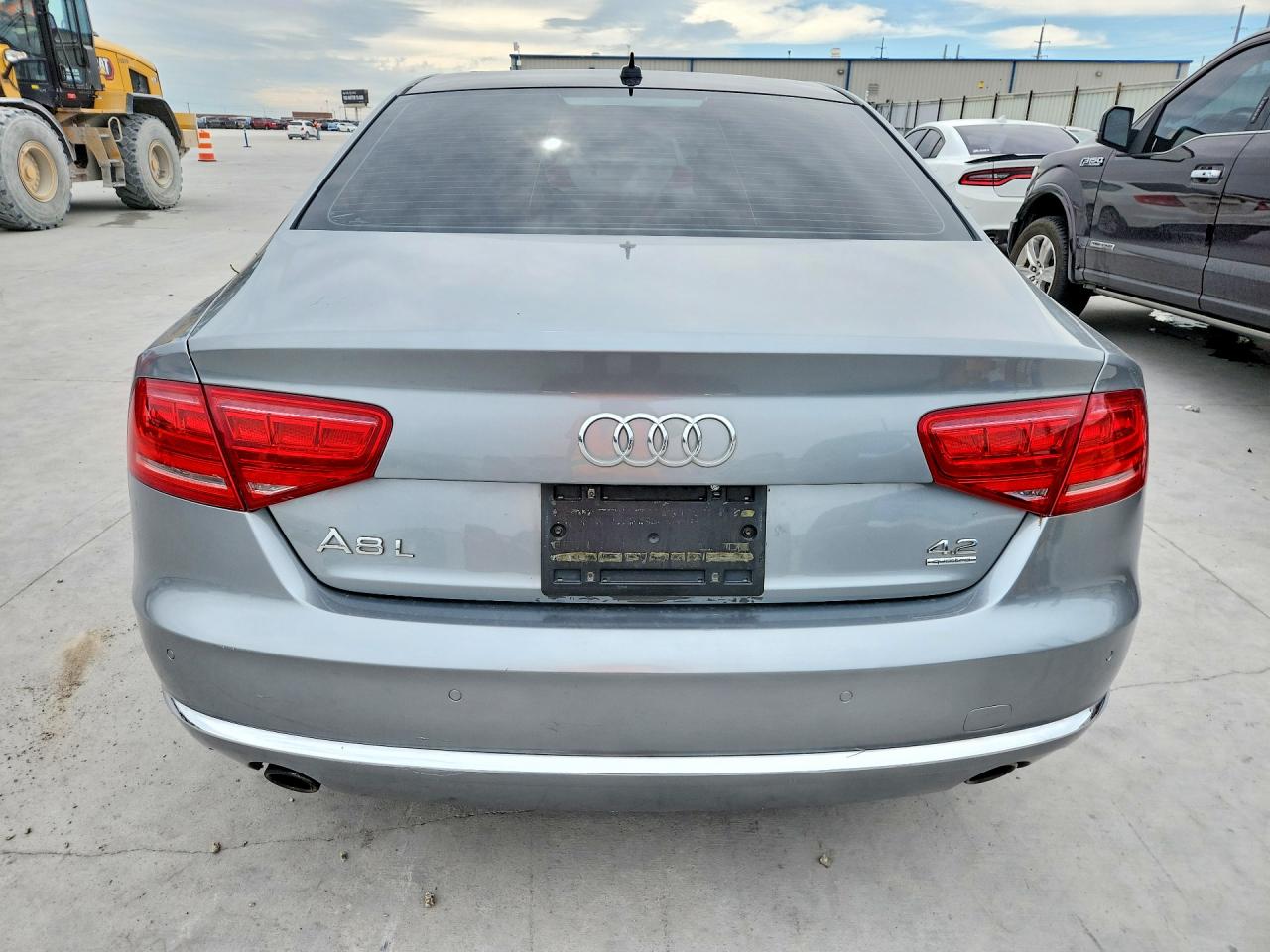 Audi A8 L Quattro