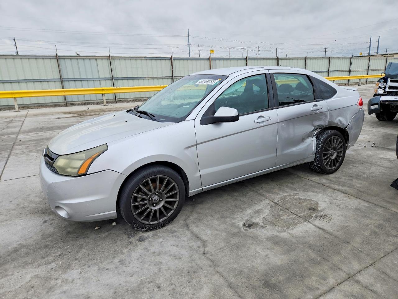 Salvage Ford Focus Image