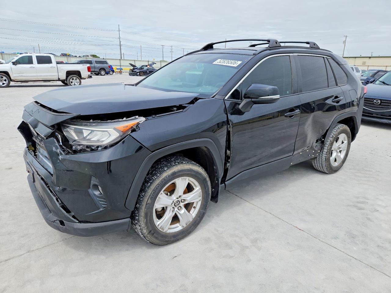Salvage Toyota RAV4 Image