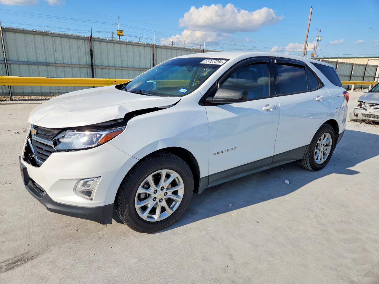 Salvage Chevrolet Equinox Image