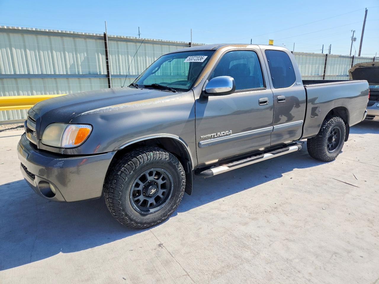 Salvage Toyota Tundra Image