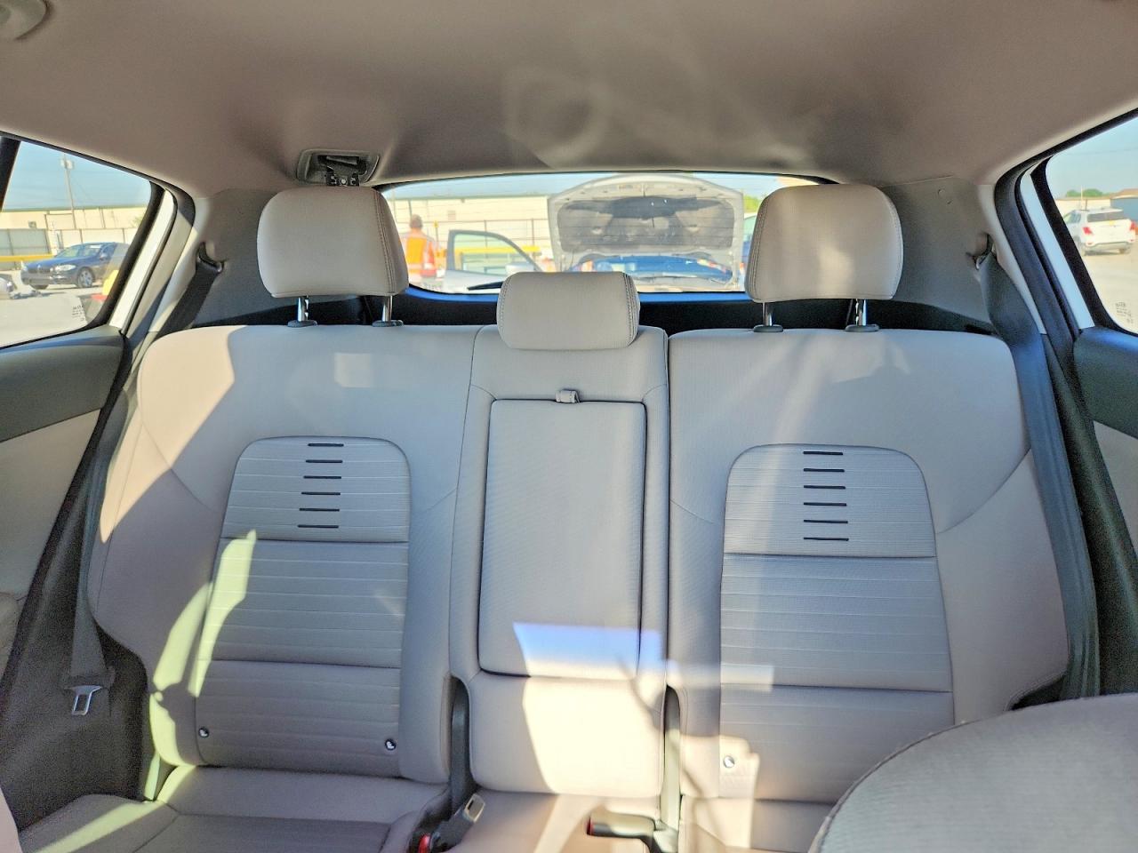 Kia Sportage Lx