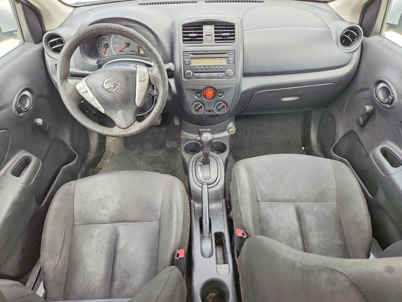 Nissan Versa S Plus