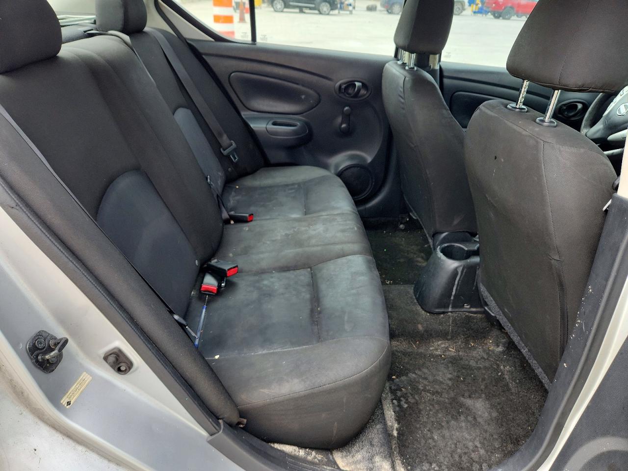 Nissan Versa S Plus