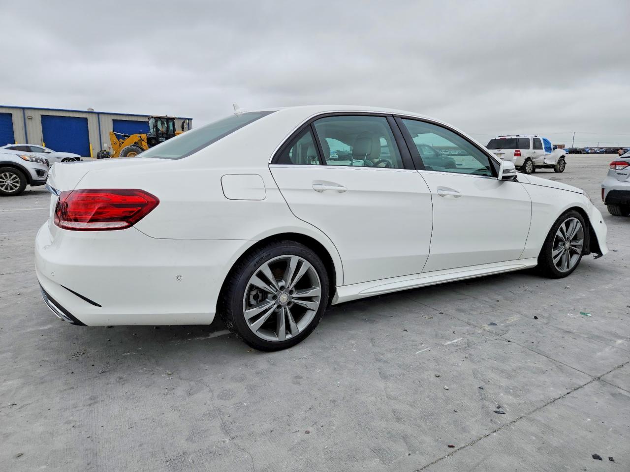 Mercedes-Benz E-Class 350