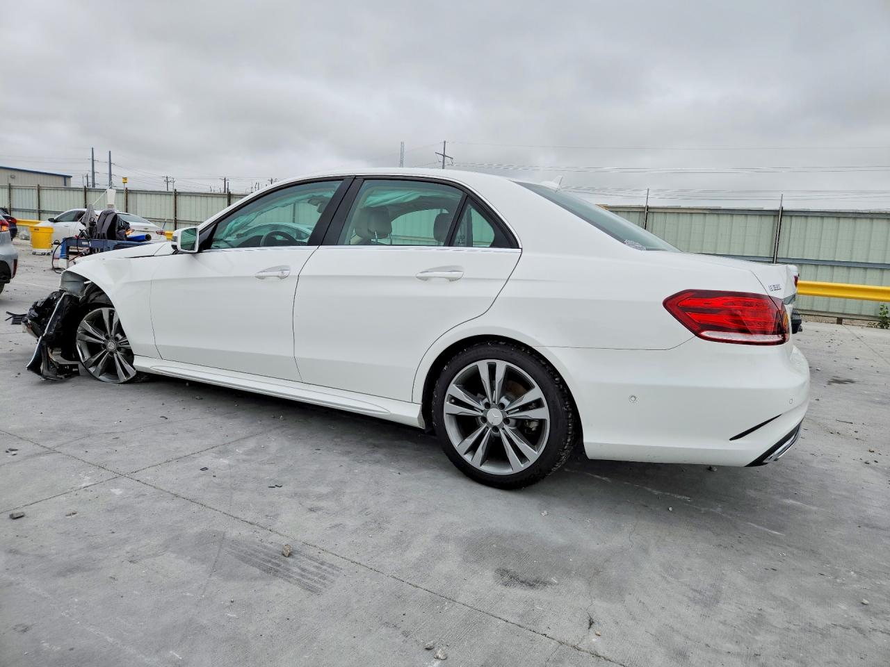 Mercedes-Benz E-Class 350