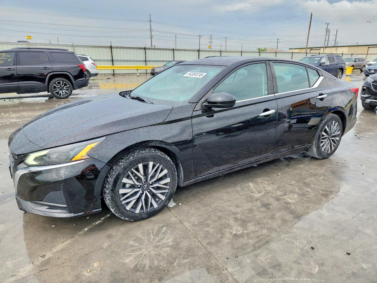 Salvage Nissan Altima Image
