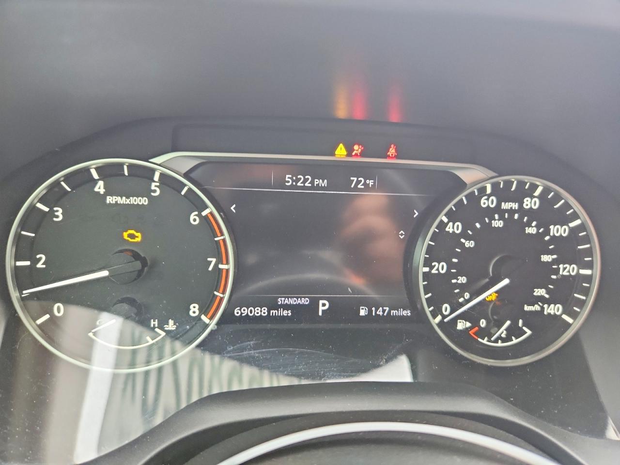 Nissan Rogue S
