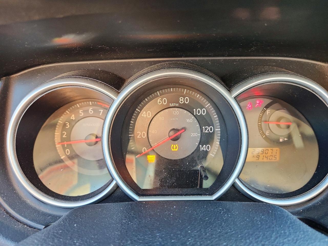 Nissan Versa 1.8 S