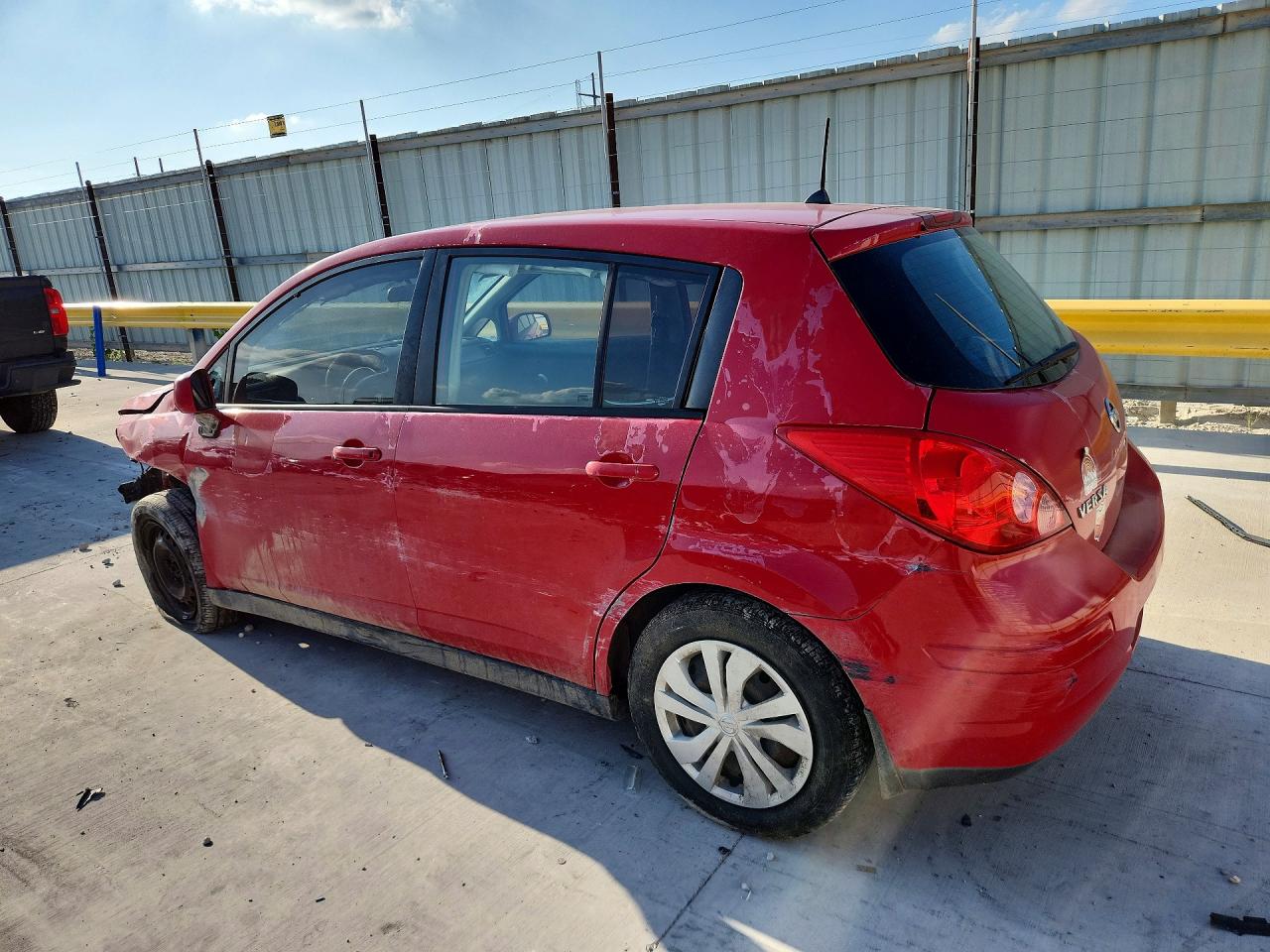 Nissan Versa 1.8 S