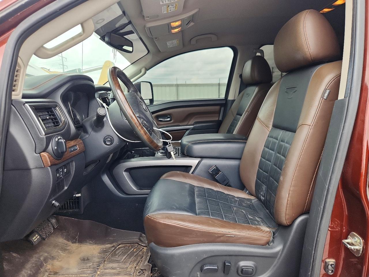 Nissan Titan Platinum Reserve
