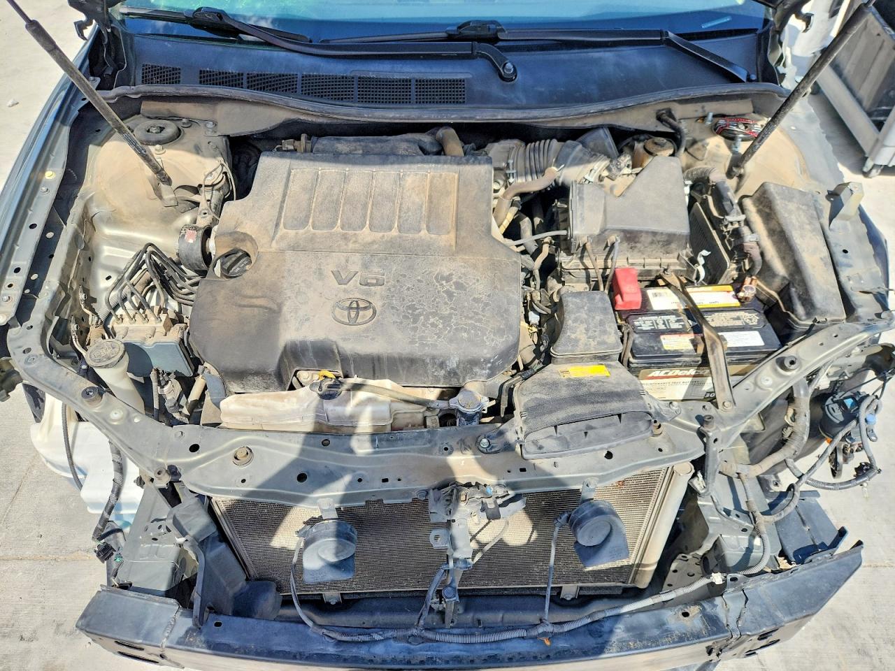 Toyota Camry Xle V6