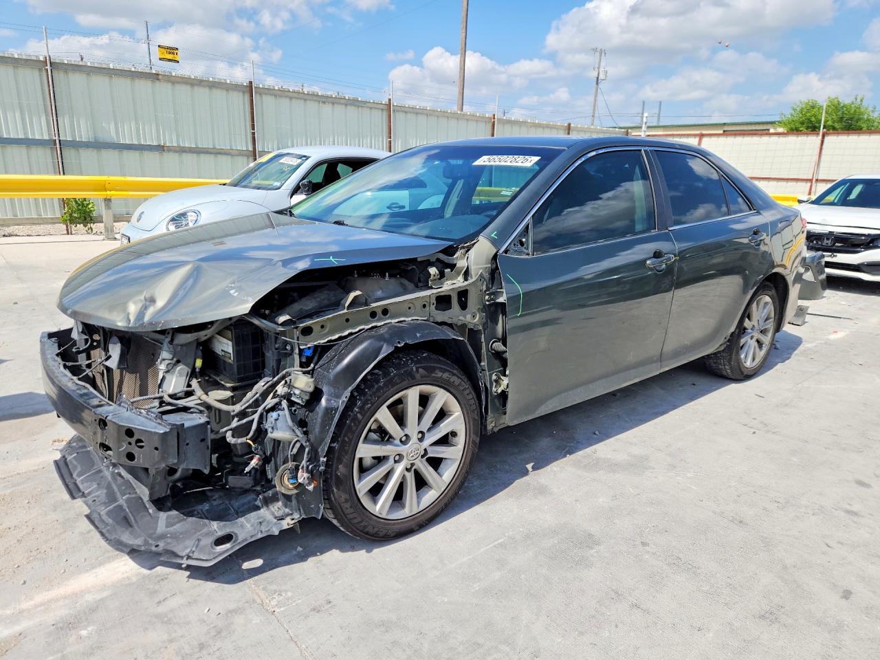 Salvage Toyota Camry Image