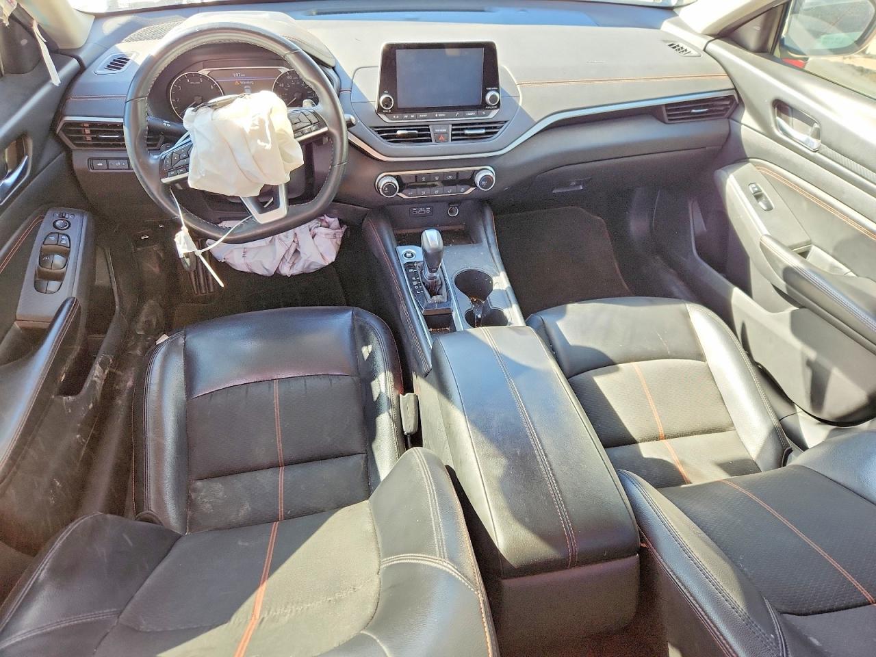 Nissan Altima Sr