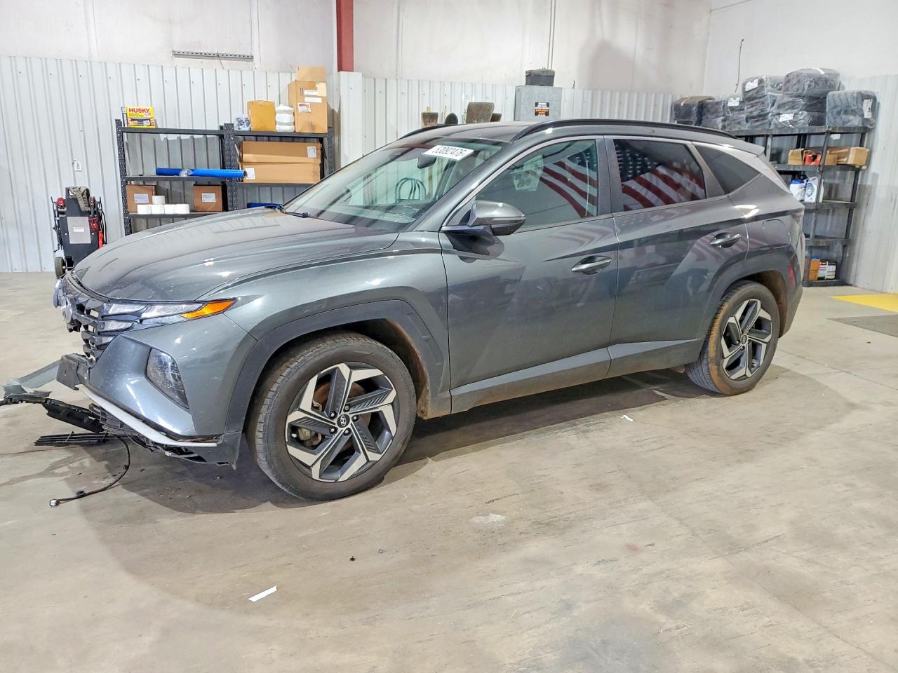 Salvage Hyundai TUCSON Image